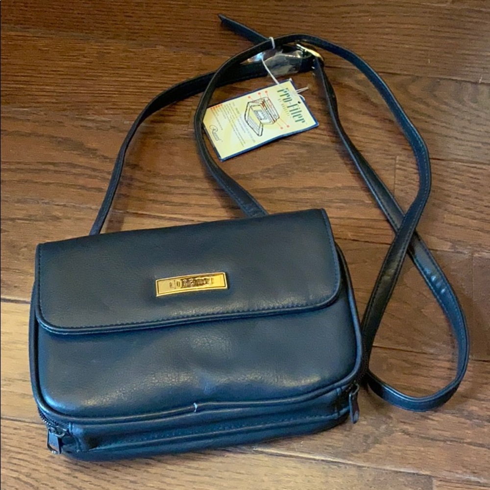 NWT Navy Rossetti Pro-Filer
